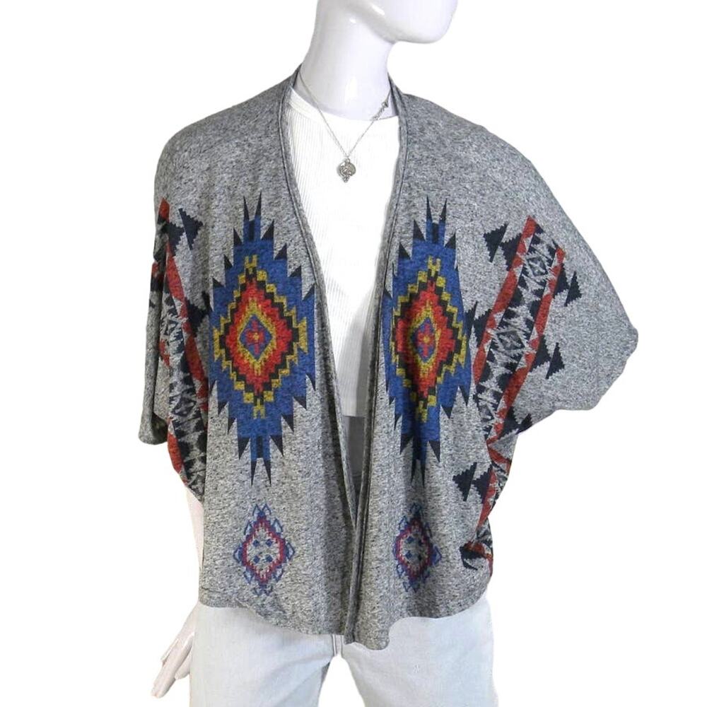 Forever 21 Gray with Colorful Aztec Print Cardigan Size Medium Short Sleeve